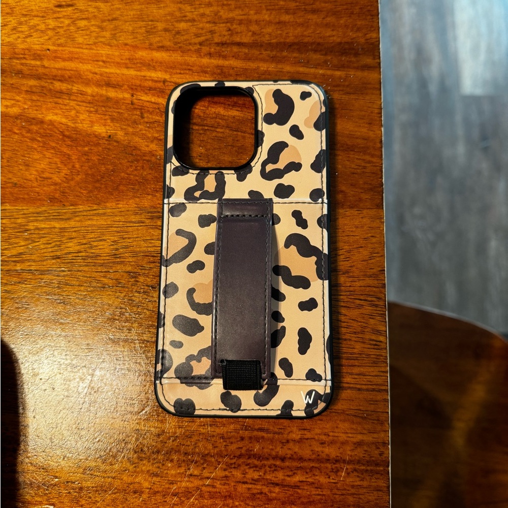 iPhone 13 Pro walli case